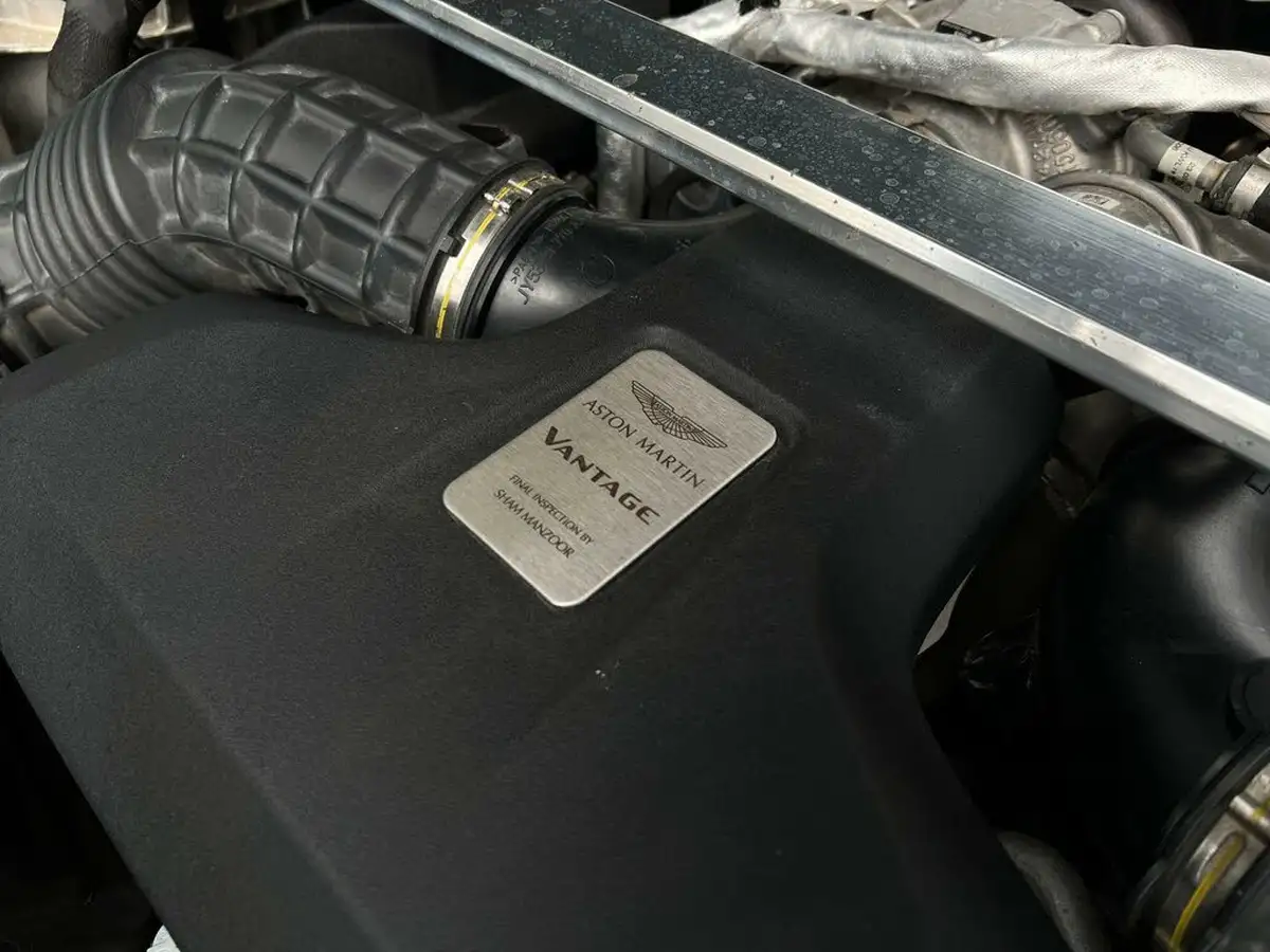2020-aston-martin-vantage-40-v8-vantage-coupe-auto-big-72