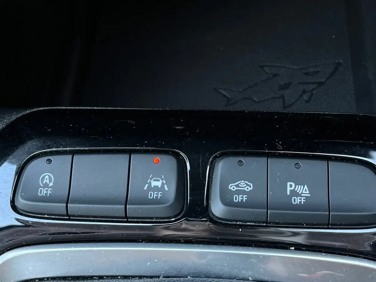 2021-vauxhall-corsa-12-turbo-elite-nav-premium-big-28