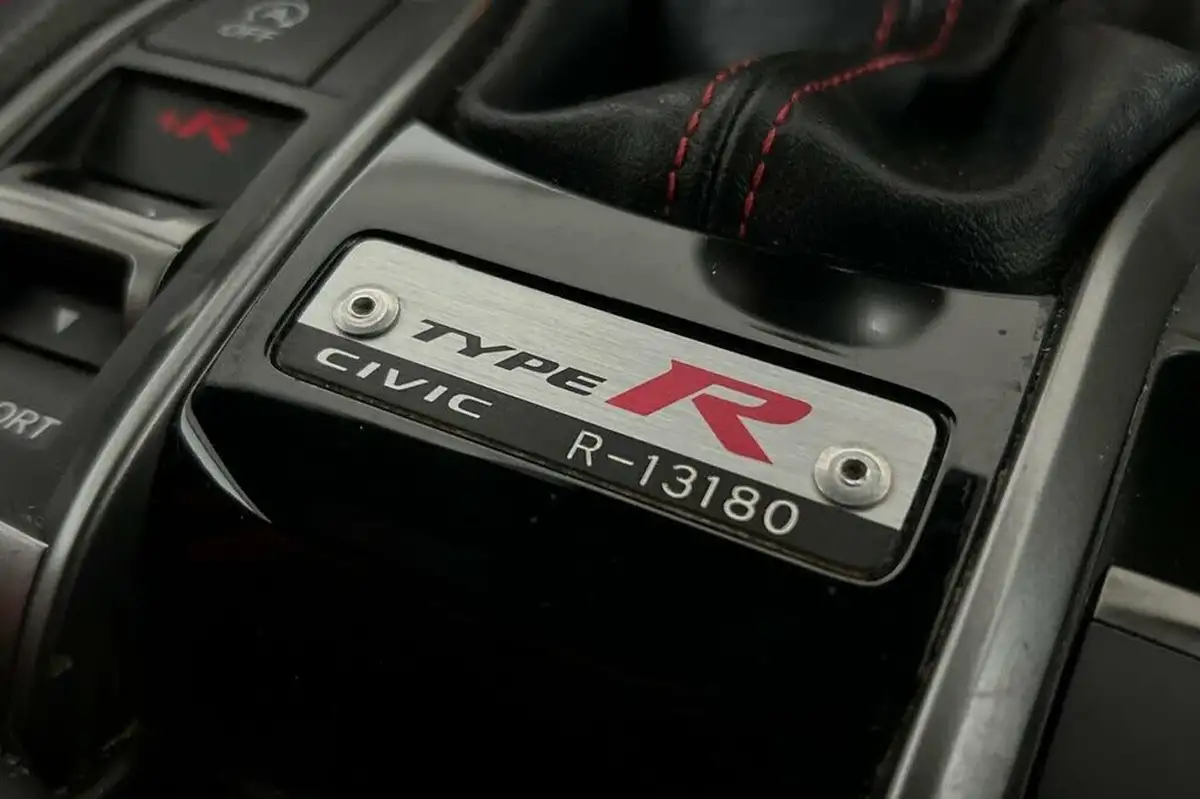 2018-honda-civic-20-i-vtec-type-r-gt-320ps-big-14