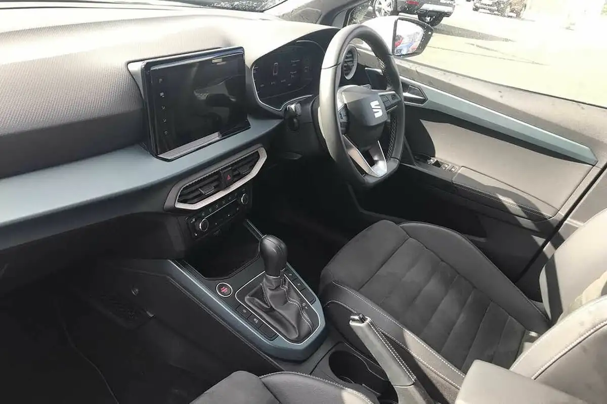2022-seat-arona-10-tsi-xperience-lux-big-1