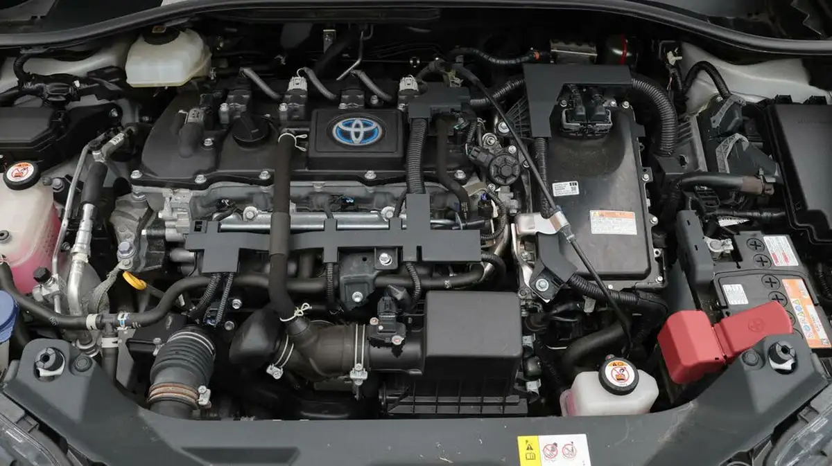 2021-toyota-c-hr-18-vvt-i-gr-sport-big-19