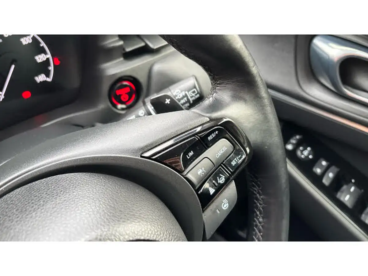 2022-honda-hr-v-15-i-mmd-advance-big-24