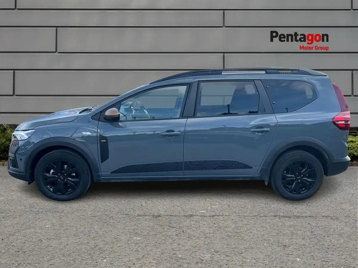 2024-dacia-jogger-16-tce-extreme-big-11