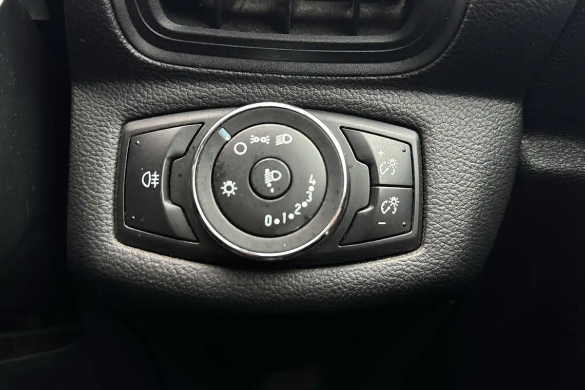 2014-ford-b-max-14-studio-big-18
