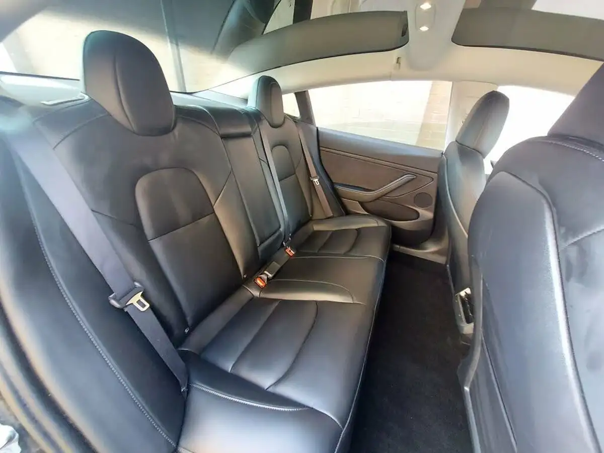 2021-tesla-model-3-e-long-range-4x4-big-24