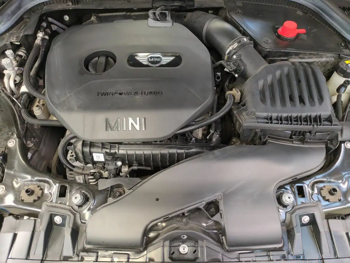 2018-mini-cooper-15-cooper-series-ii-ss-hatchback-3d-auto-big-24