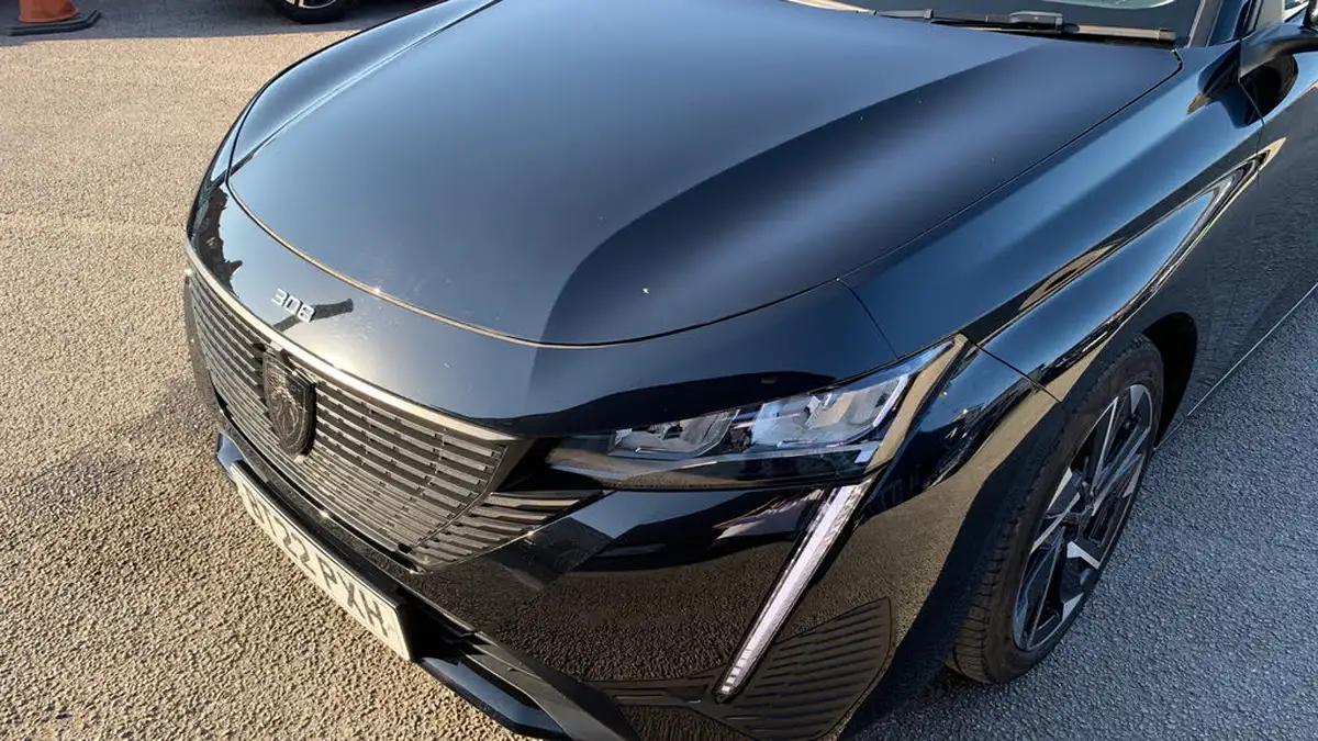 2022-peugeot-308-12-puretech-allure-premium-eat8-big-44