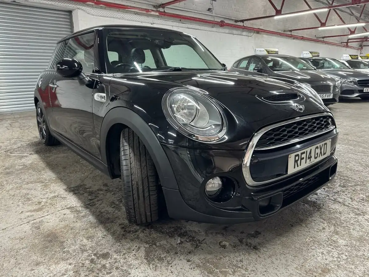 2014-mini-cooper-20-cooper-s-3d-big-4