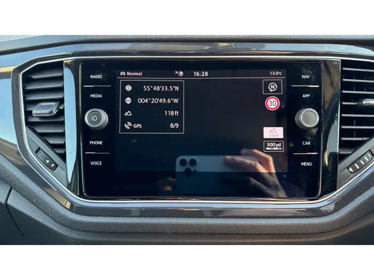 2019-volkswagen-t-roc-15-tsi-sel-dsg-big-29