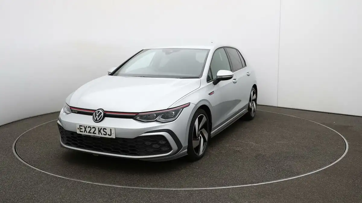 2022-volkswagen-golf-20-tsi-gti-dsg-big-30