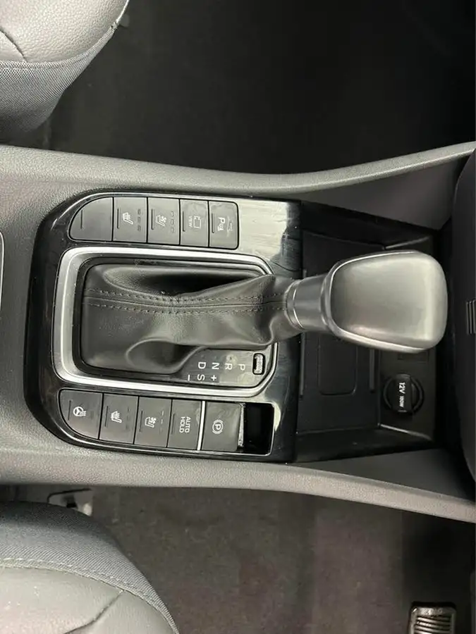 2022-hyundai-ioniq-16-gdi-premium-se-hybrid-big-14