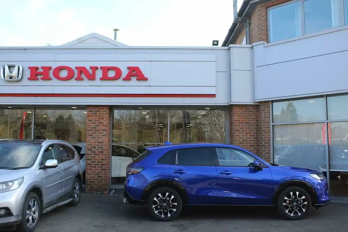 2024-honda-zr-v-20-i-mmd-advance-big-14