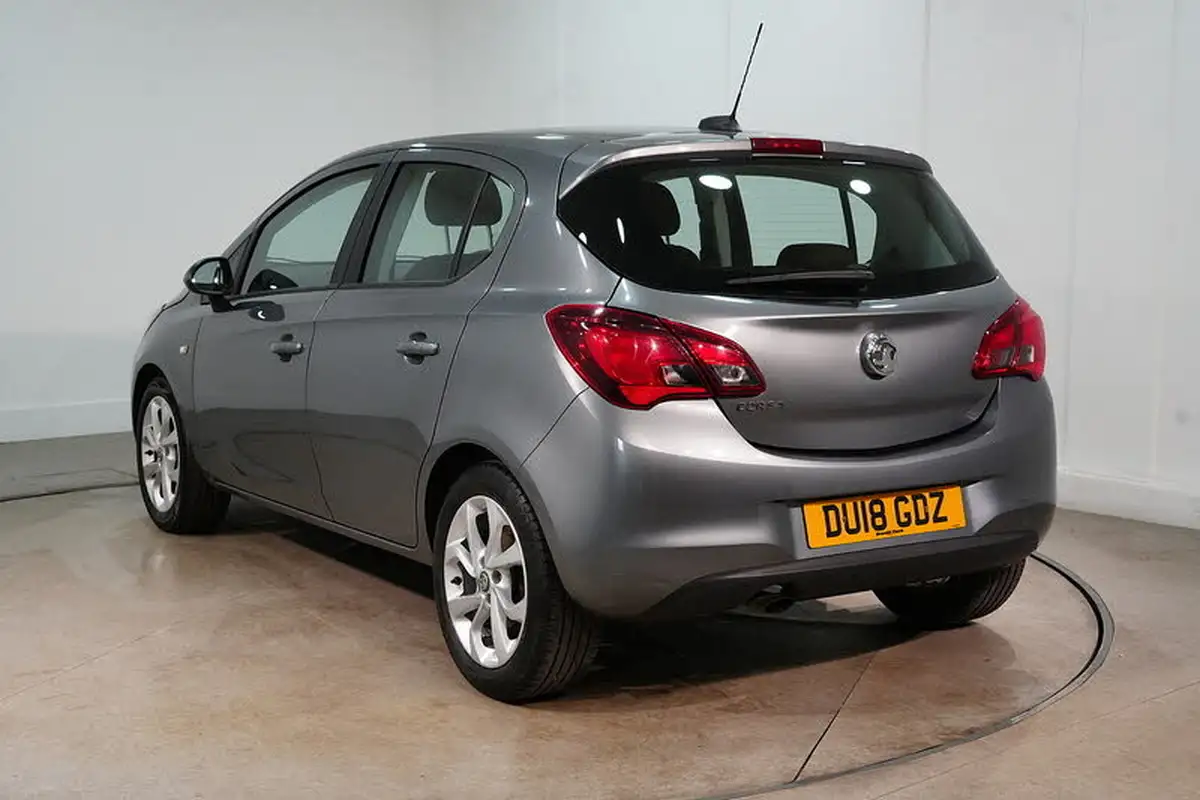 2018-vauxhall-corsa-14i-sri-90ps-ecotec-5d-big-6