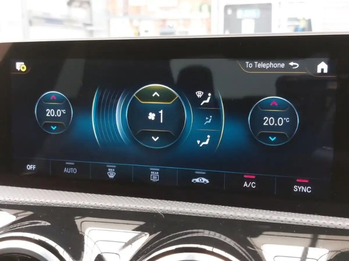 2020-mercedes-benz-cla-13-cla-200-amg-line-coupe-4d-7g-dct-big-12