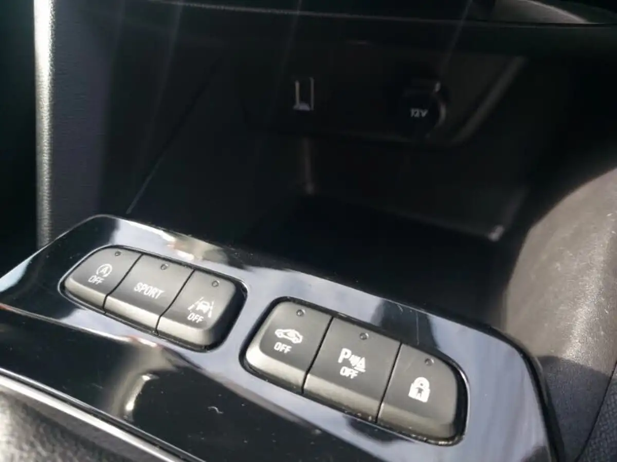 2023-vauxhall-mokka-12-gs-136ps-big-15