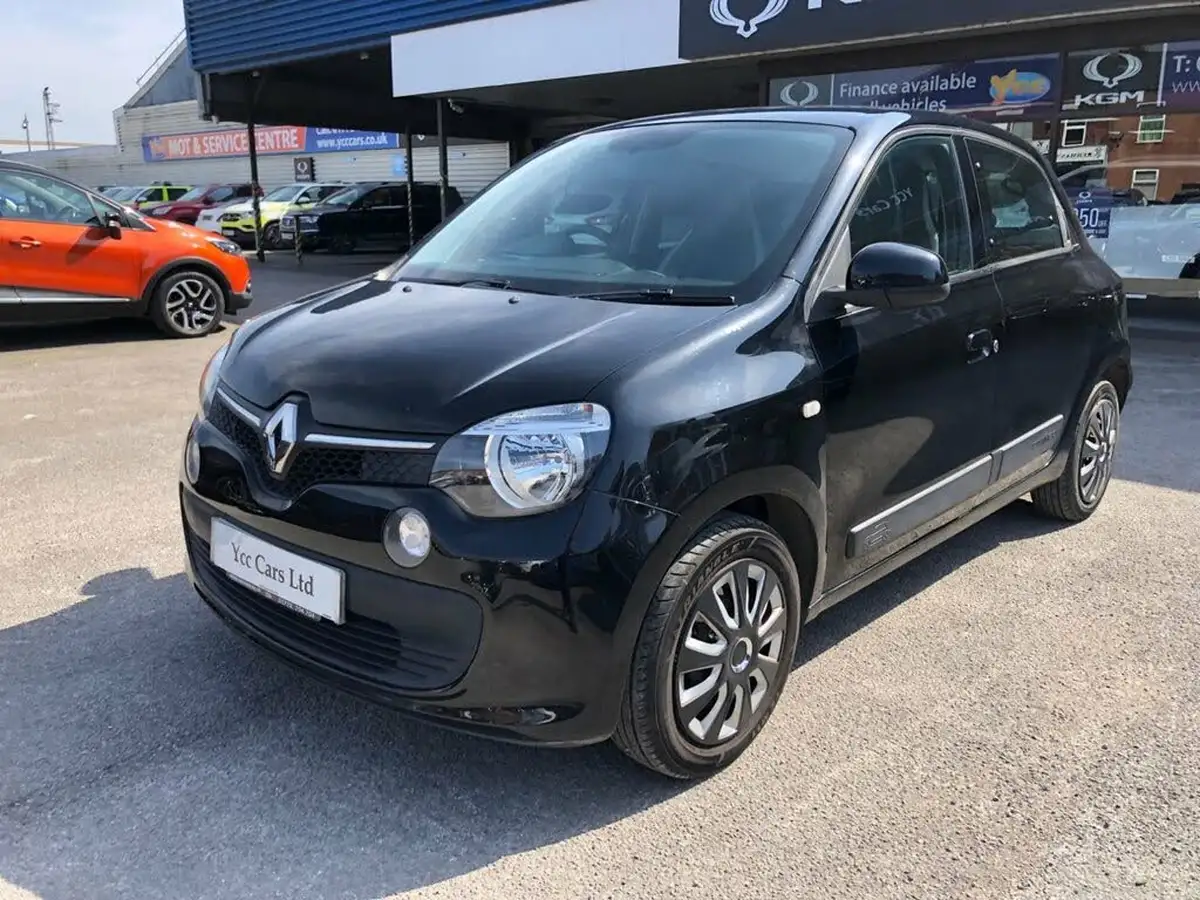 2015-renault-twingo-10-play-big-8