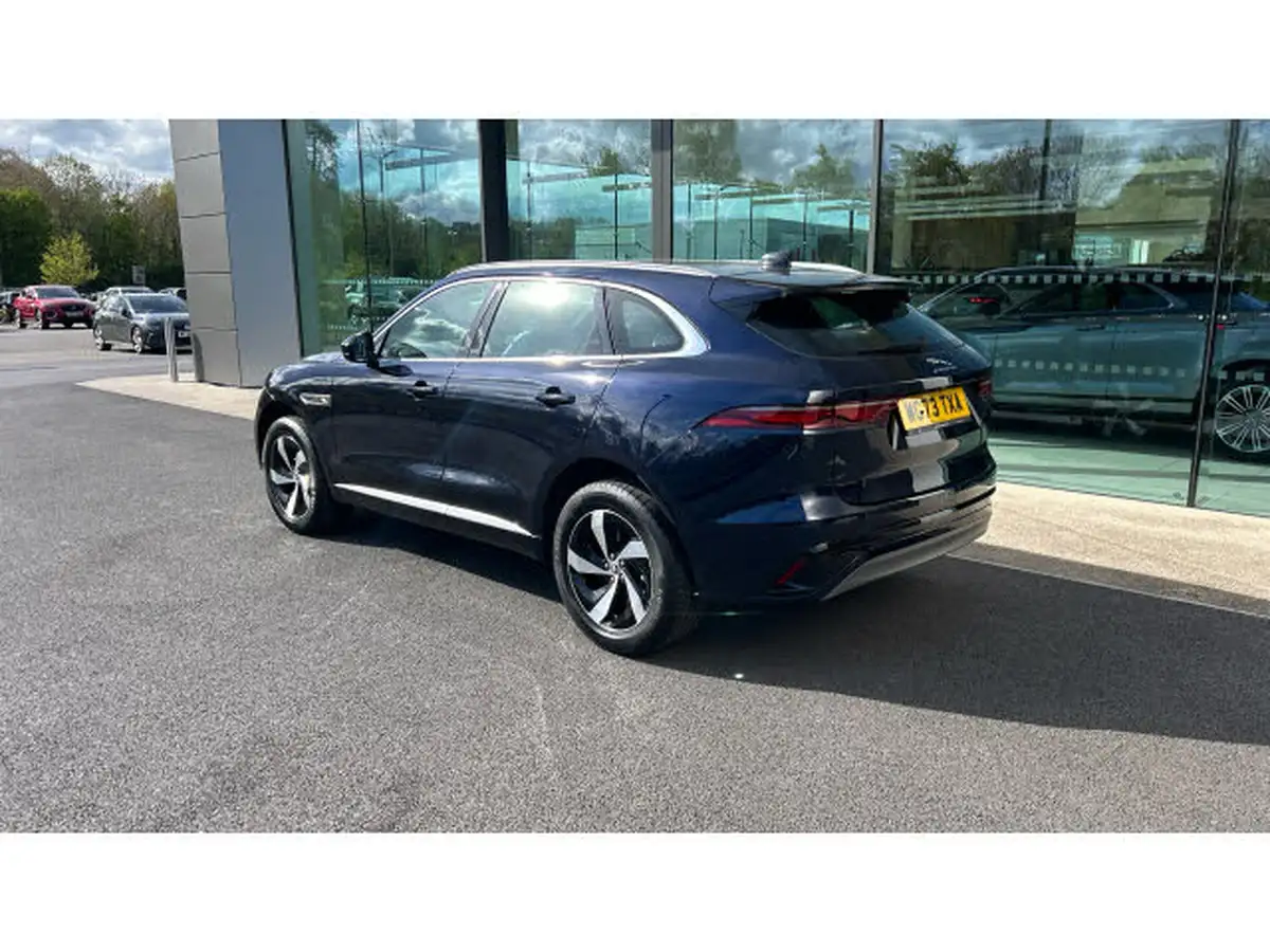 2023-jaguar-f-pace-20-d200-r-dynamic-s-big-19