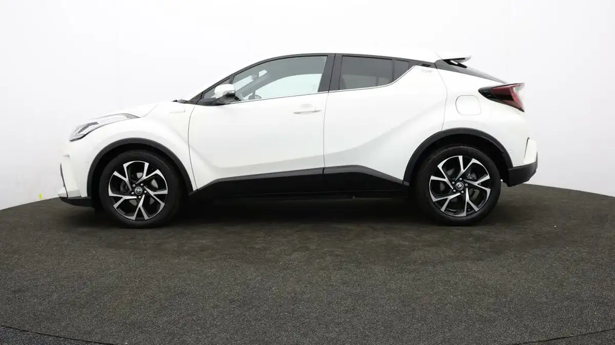 2020-toyota-c-hr-18-vvt-i-design-big-3