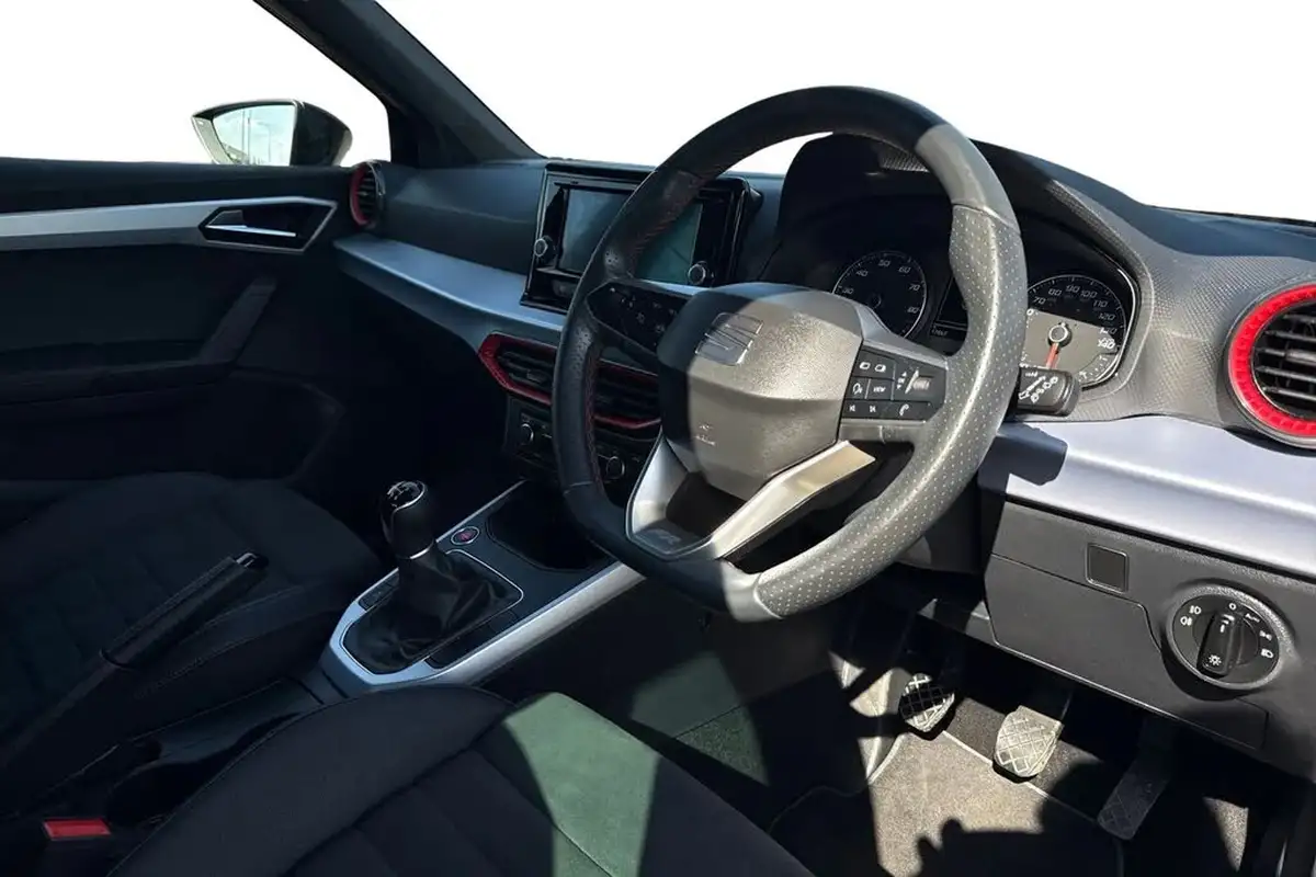 2022-seat-arona-10-tsi-fr-edition-big-13