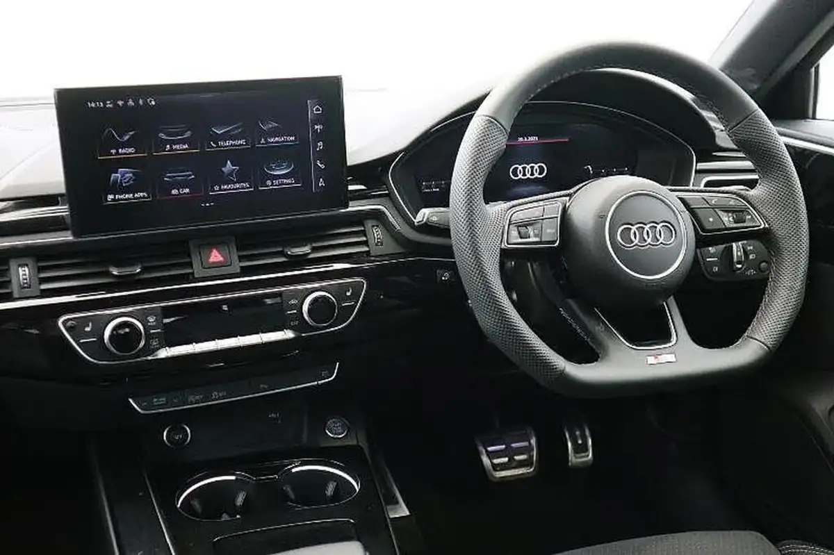 2024-audi-a4-20-40-tfsi-black-edition-big-1