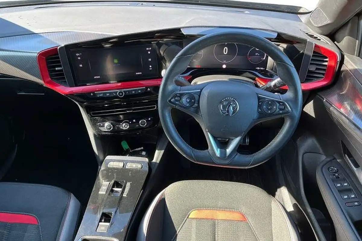 2023-vauxhall-mokka-e-gs-big-10