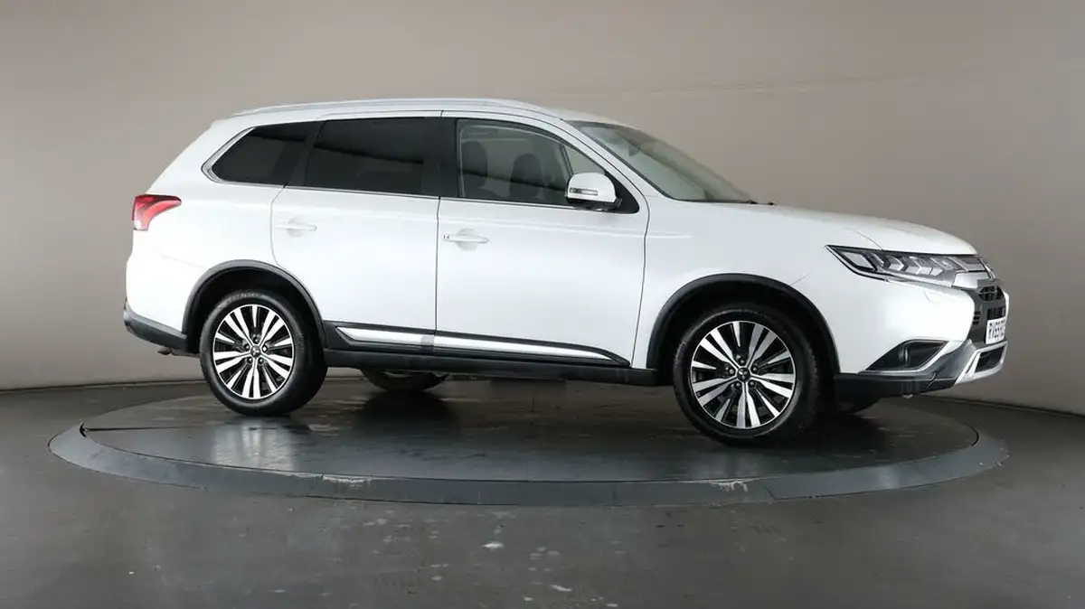 2019-mitsubishi-outlander-20-exceed-big-51