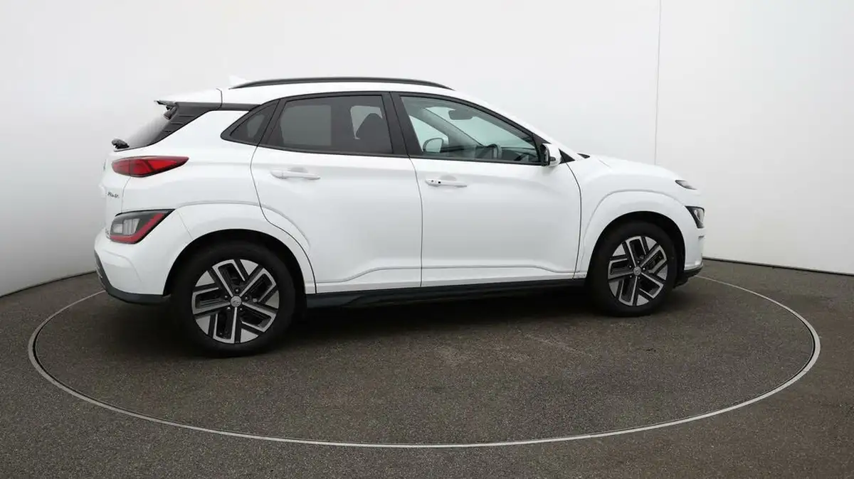 2022-hyundai-kona-e-premium-204ps-64kwh-7kw-obc-big-45