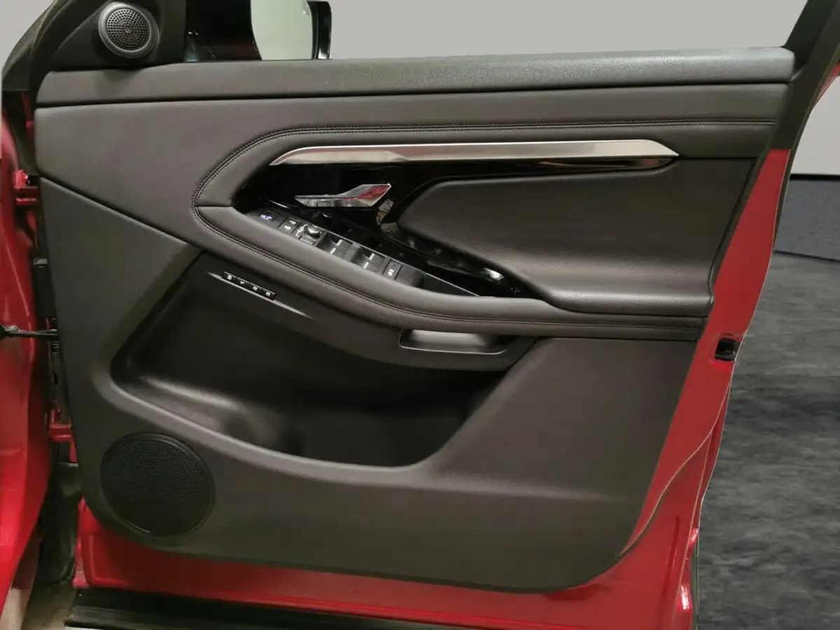 2022-land-rover-range-rover-evoque-15-p300e-r-dynamic-se-big-29