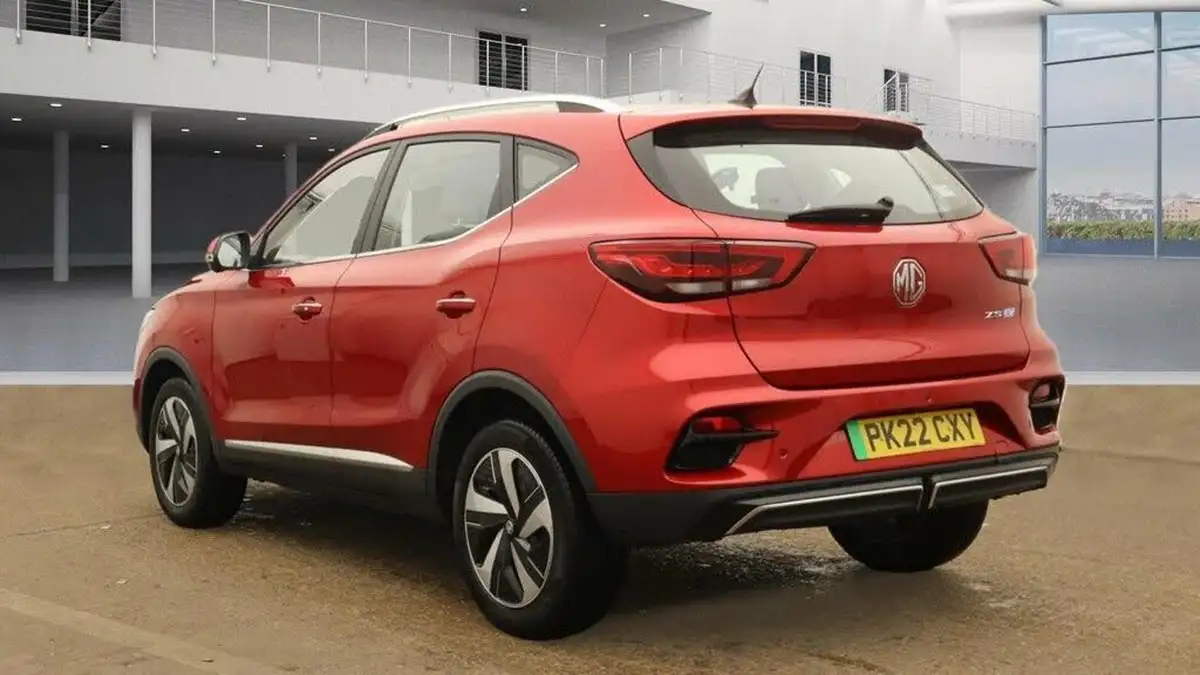 2022-mg-zs-suv-e-trophy-ev-176ps-big-1