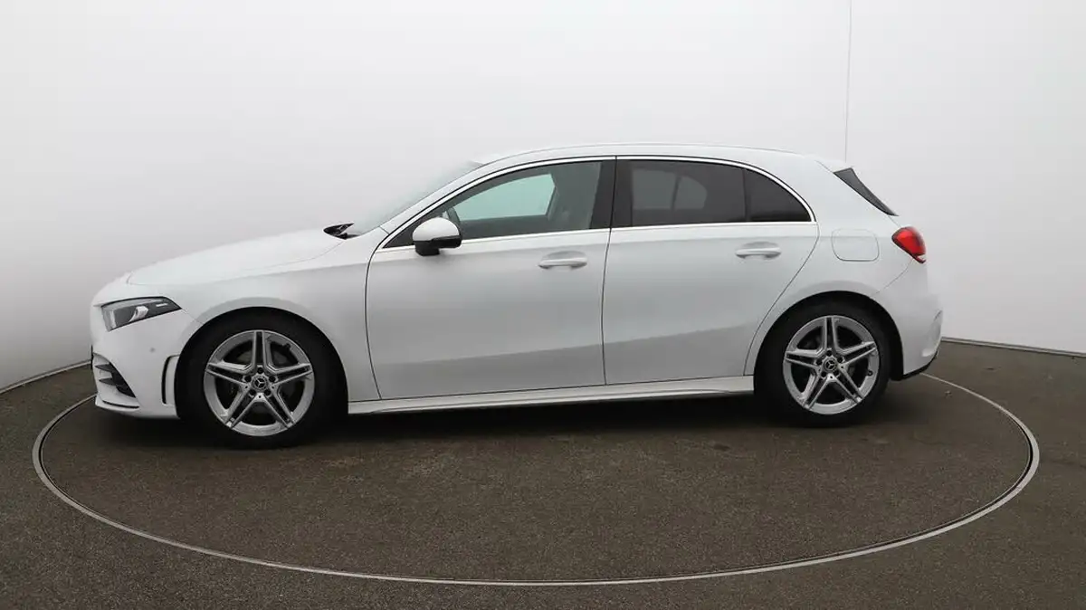 2019-mercedes-benz-a-class-15d-a180d-amg-line-executive-hatchback-5d-7g-dct-big-4