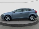 2017-volvo-v40-20td-d4-inscription-small-12