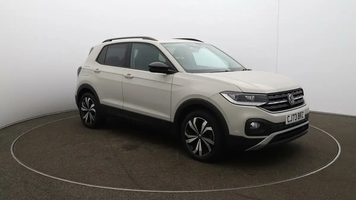 2023-volkswagen-t-cross-10-tsi-black-edition-110ps-big-36