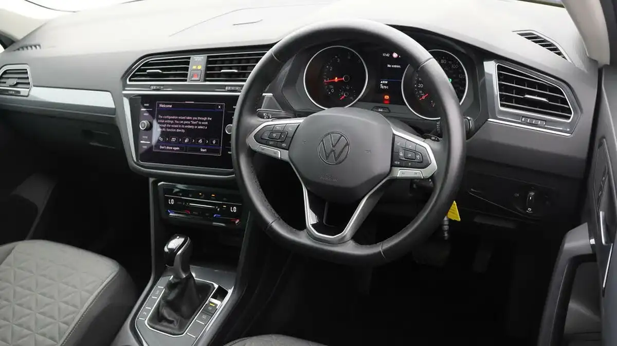2021-volkswagen-tiguan-15-tsi-life-150ps-dsg-big-8