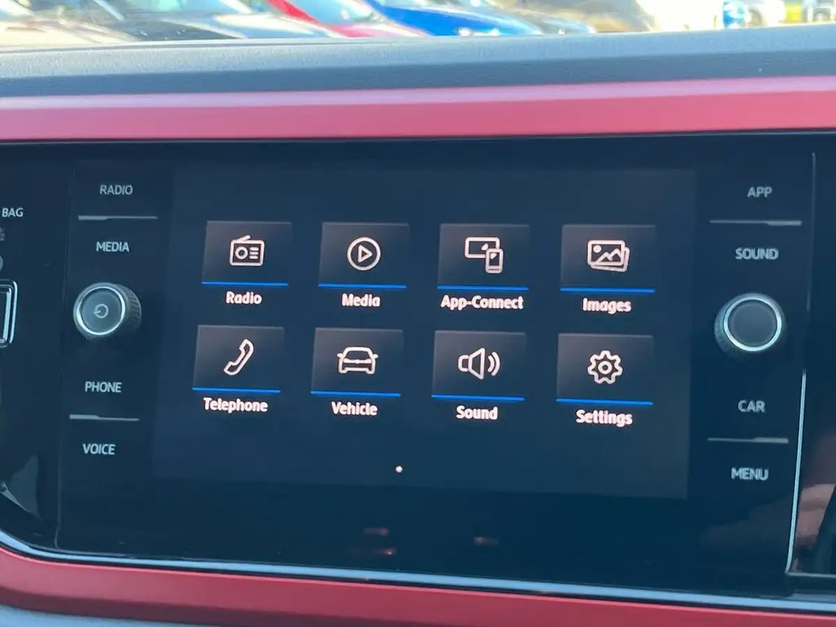 2019-volkswagen-polo-10-beats-80ps-evo-ss-big-18