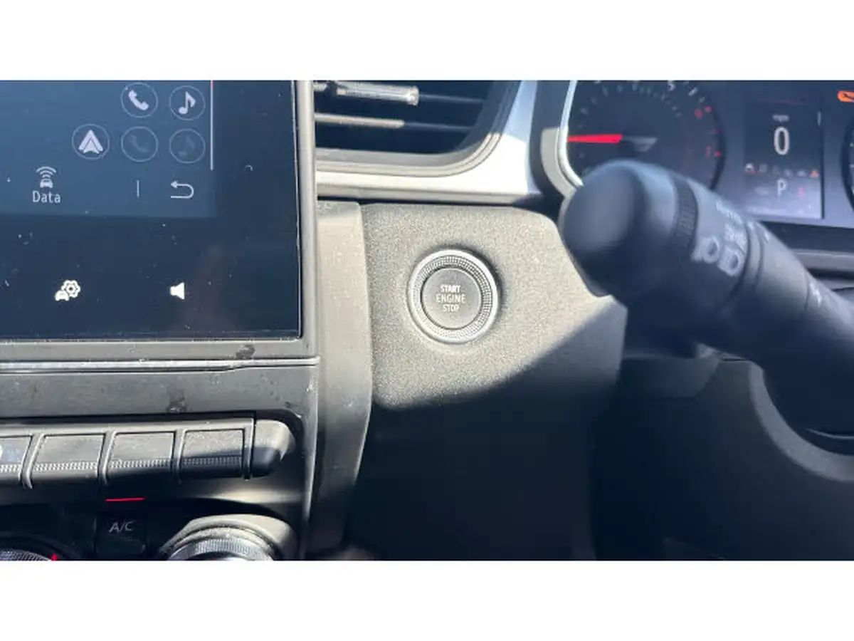 2022-renault-captur-13-tce-iconic-edition-edc-auto-big-23