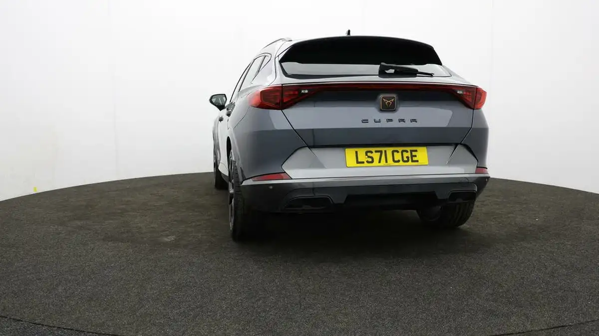 2021-cupra-formentor-14-e-hybrid-v2-big-73