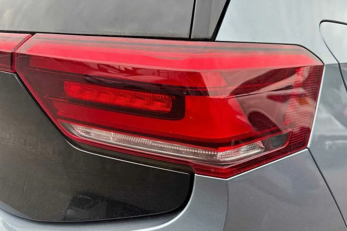 2021-volkswagen-id3-e-life-204ps-58kwh-pro-performance-big-18