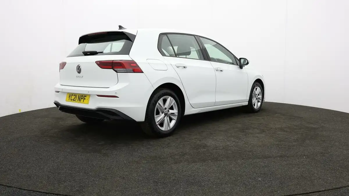 2021-volkswagen-golf-15-tsi-life-130ps-hatchback-big-76