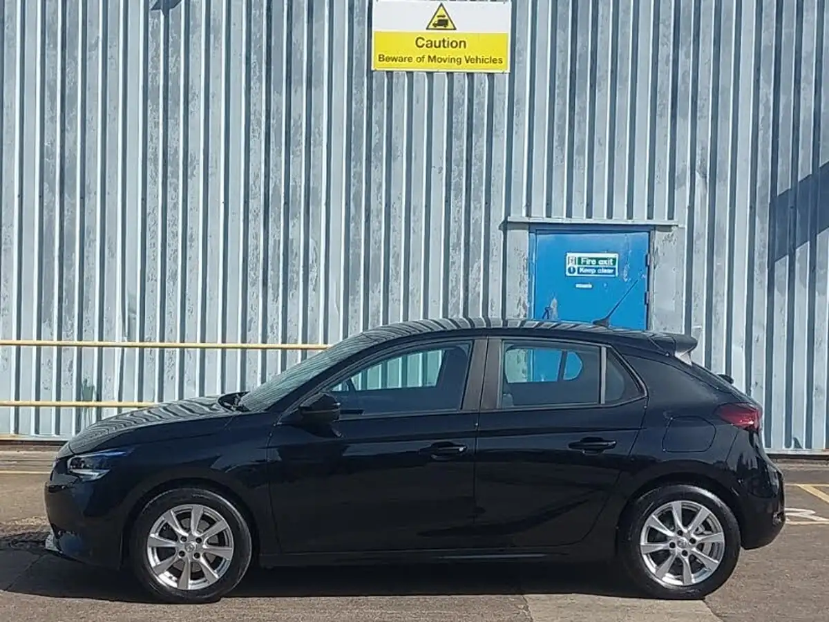 2022-vauxhall-corsa-12-turbo-se-edition-big-3