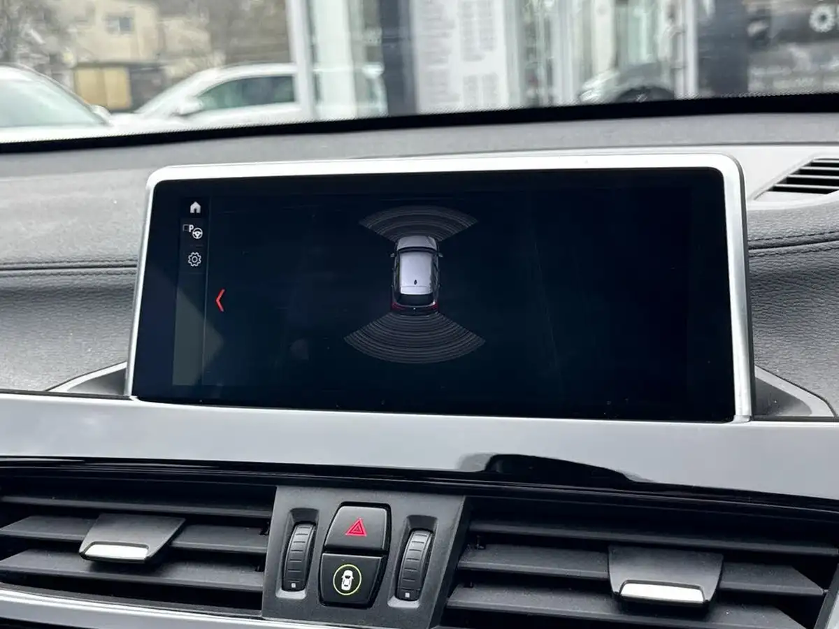2021-bmw-x1-20-xdrive20i-xline-big-36