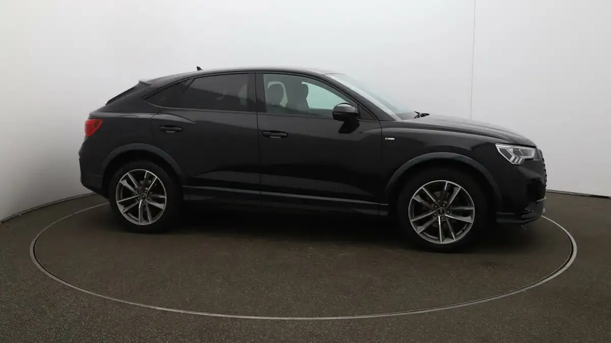 2022-audi-q3-15-35-tfsi-black-edition-cod-sportback-s-tronic-big-42