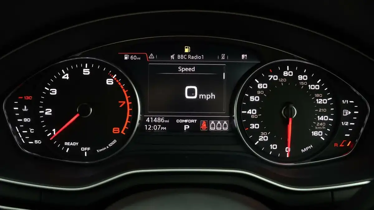 2019-audi-a4-20-35-tfsi-black-edition-s-tronic-big-9