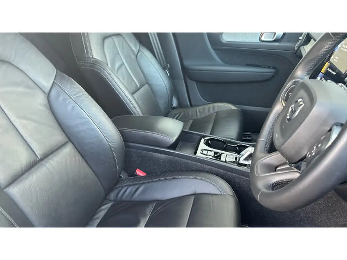 2021-volvo-xc40-15-t5-inscription-262bhp-big-8