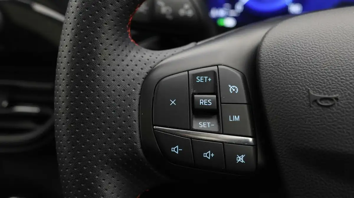 2022-ford-kuga-25t-st-line-x-edition-190ps-fhev-big-20