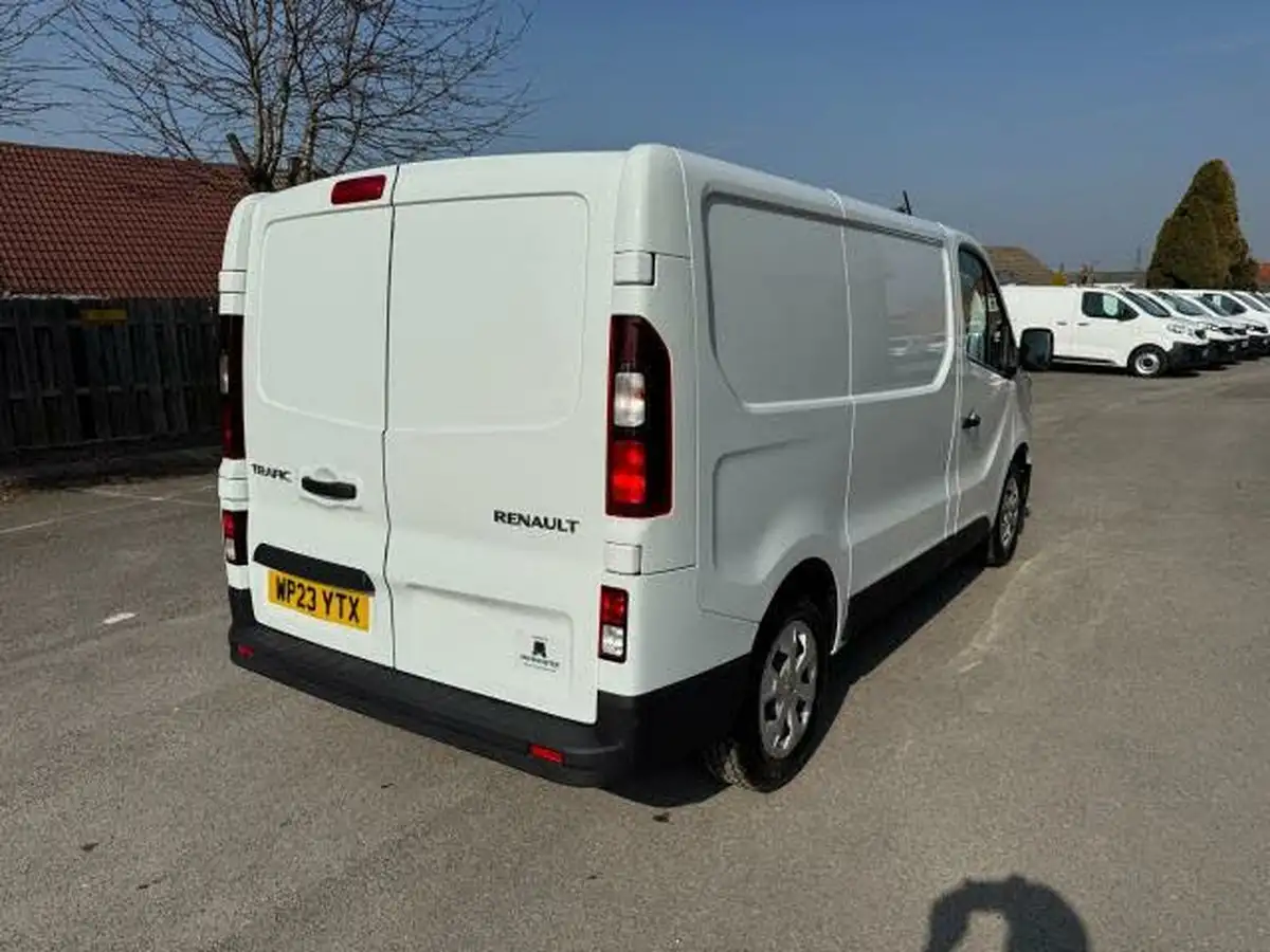 2023-renault-trafic-20dci-sl28-130-business-big-7