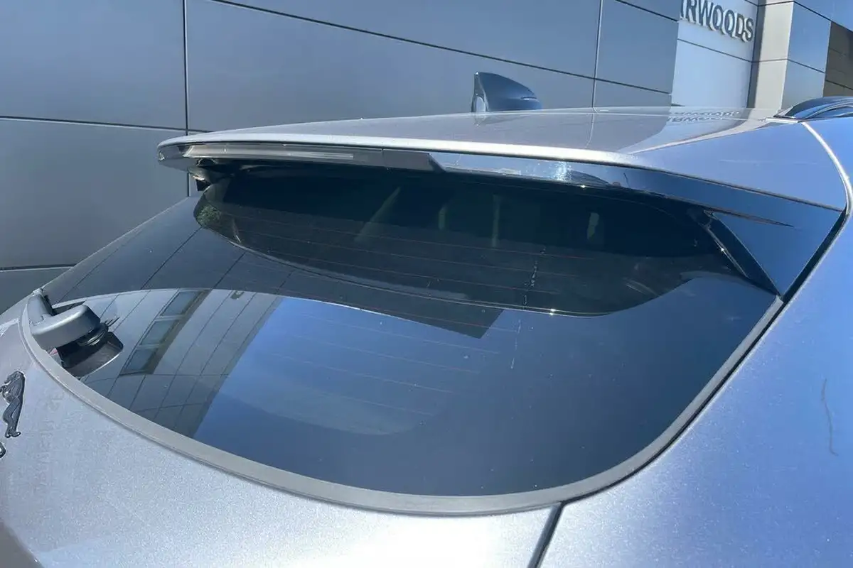 2023-jaguar-f-pace-20-d200-r-dynamic-hse-black-big-20