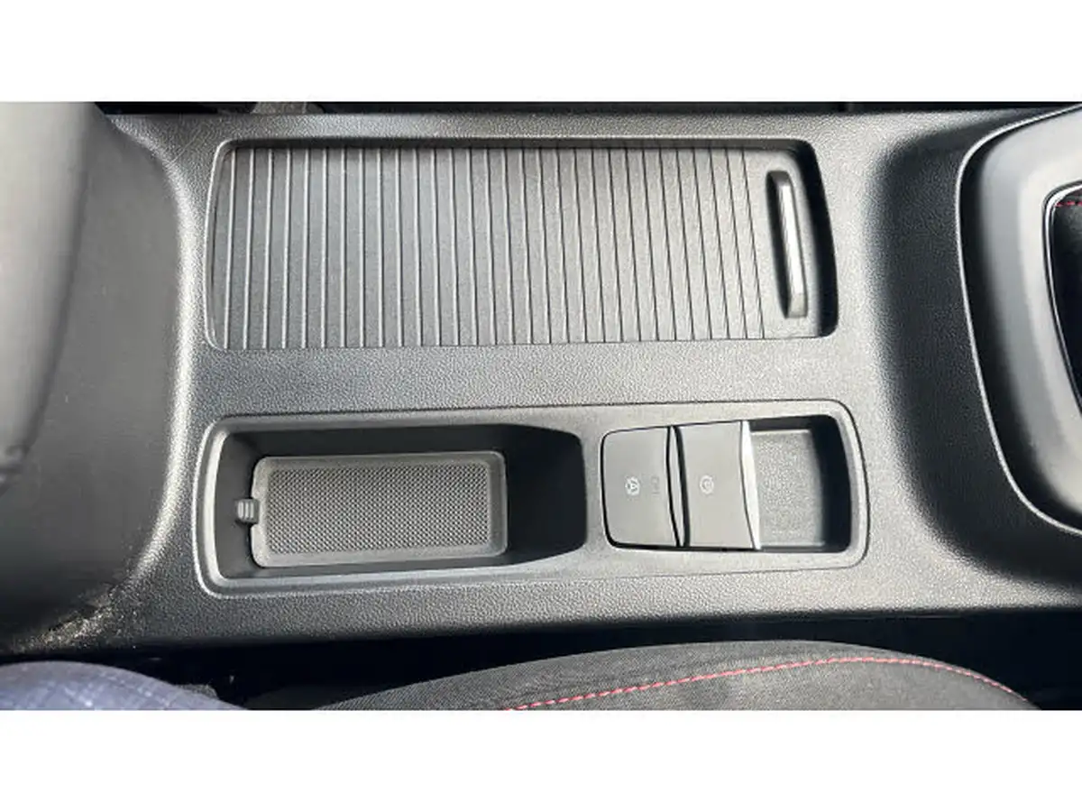 2023-ford-focus-10t-st-line-125ps-hatchback-big-36