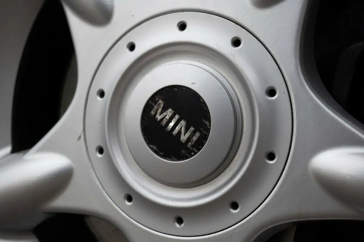 2013-mini-cooper-16-cooper-s-184bhp-sport-chili-hatchback-3d-big-35