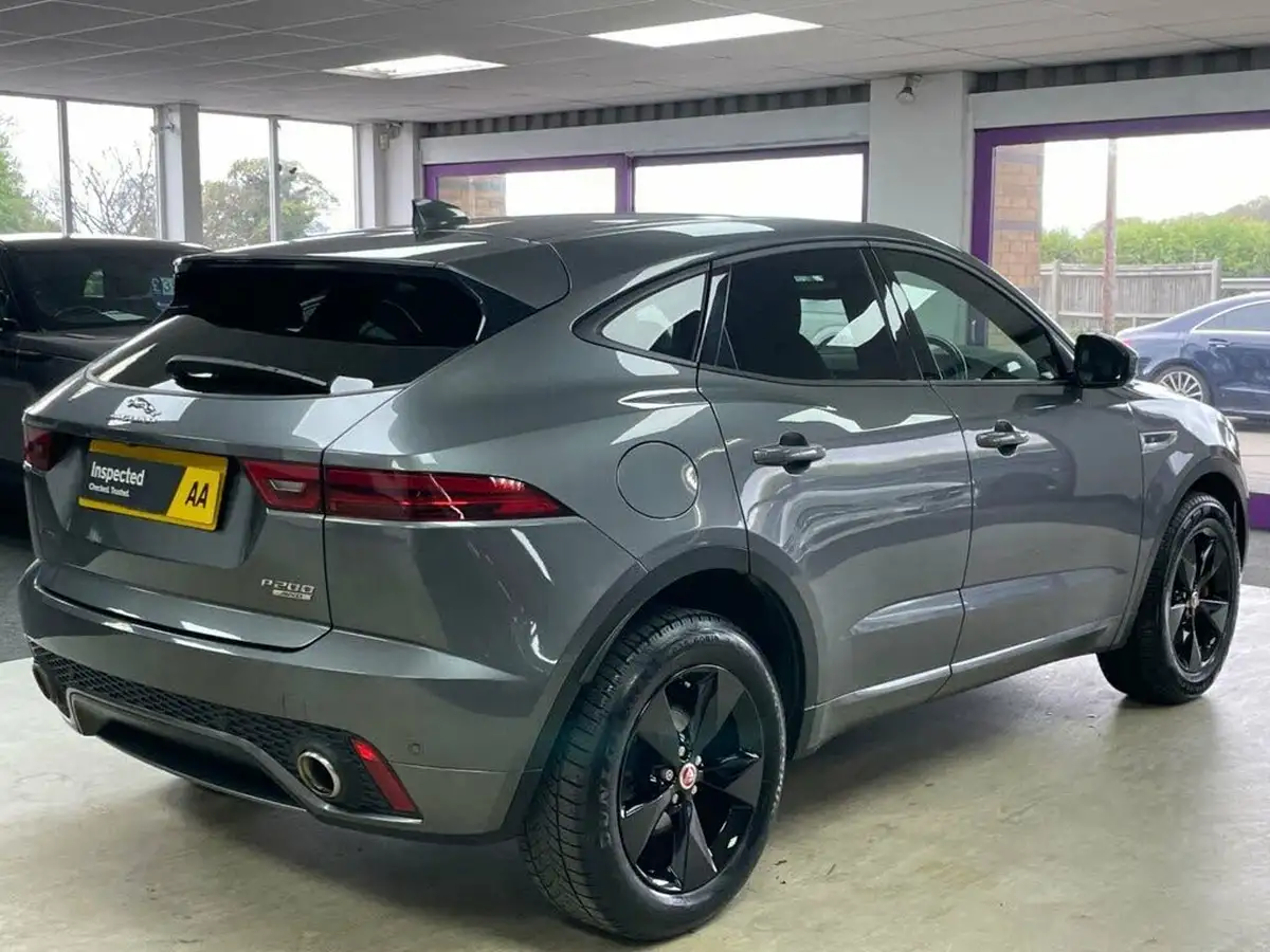 2018-jaguar-e-pace-20-i4-r-dynamic-s-200ps-big-9