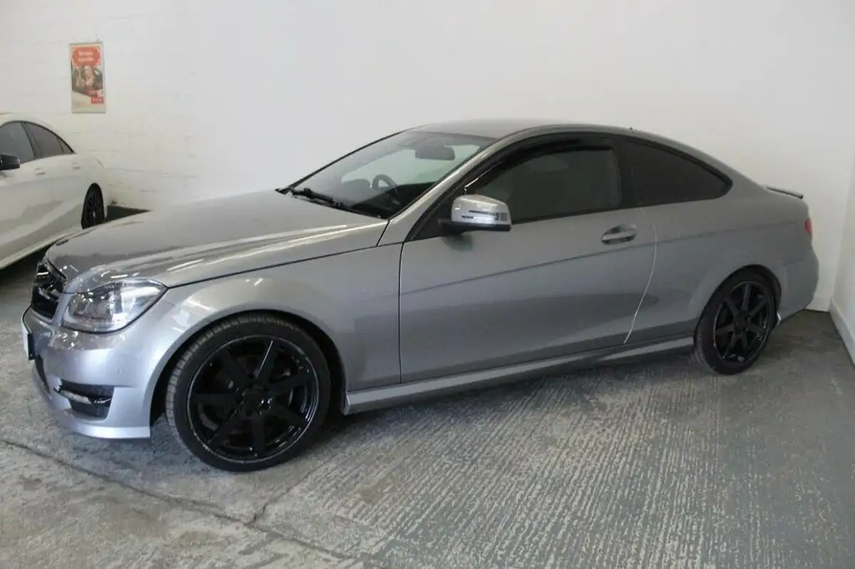 2012-mercedes-benz-c-class-21td-c220-cdi-amg-sport-168bhp-cdi-coupe-2d-7g-tronic-plus-big-3